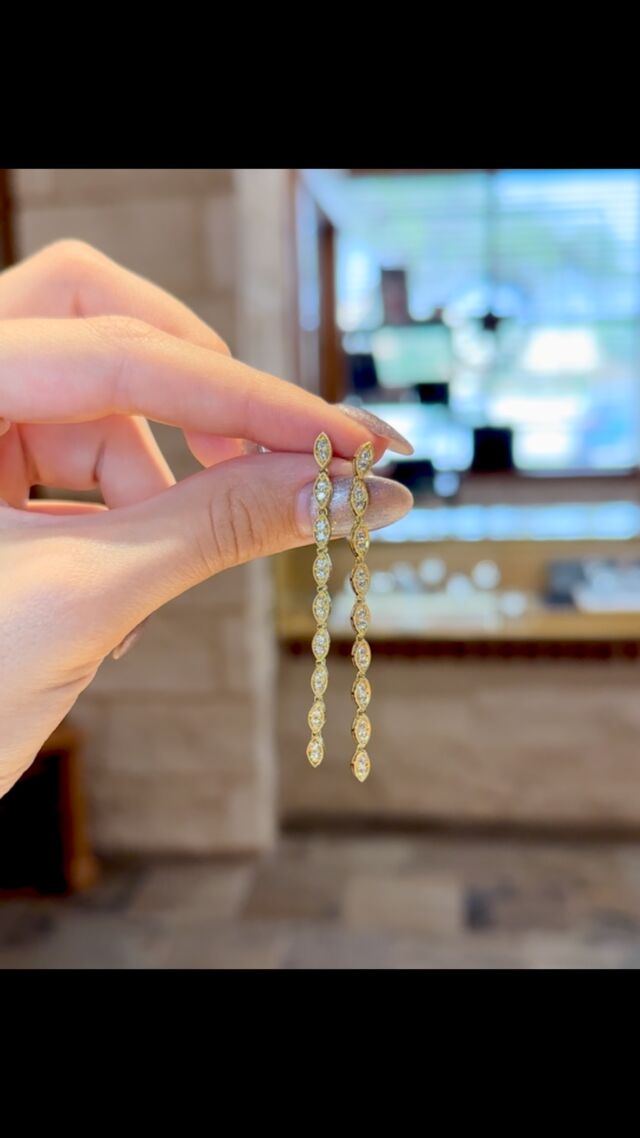 Some new earrings we got in from @sylvie__jewelry 🤩💎✨
 #sanantoniojewelers #sanantoniojewelry #sanantoniotx #knowyourjeweler #localjeweler #localjewelry #jewelersforlife #sanantoniosbest 
#dennisjewelry #sanantoniosoldestjeweler #sanantoniosoldestjewelrystore #sanantoniosoldest #jewelry #jewelersofinstagram #gold #diamonds #gift #necklace #ring #earrings
#jewels #gems #gemstones #sylviejewelry